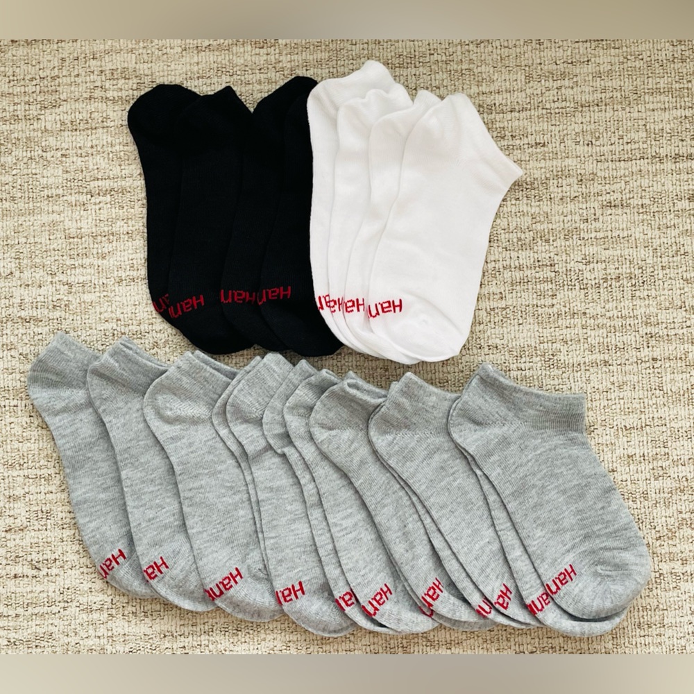 NWOT Hanes Boys' 12pk No Show Athletic Socks Size Small - Shoe Size 5.5 - 8.5
